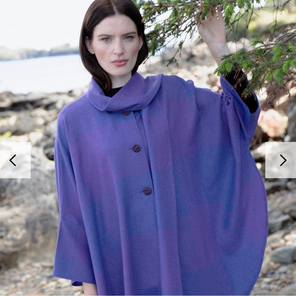 IRISH 100% Wool ROISIN CAPE, PURPLE SQUARE